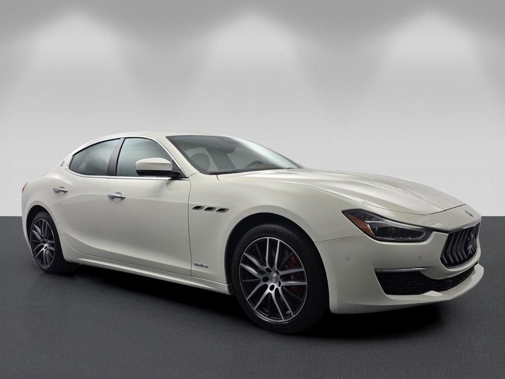 Used 2018 Maserati Ghibli S GranLusso RWD image 1