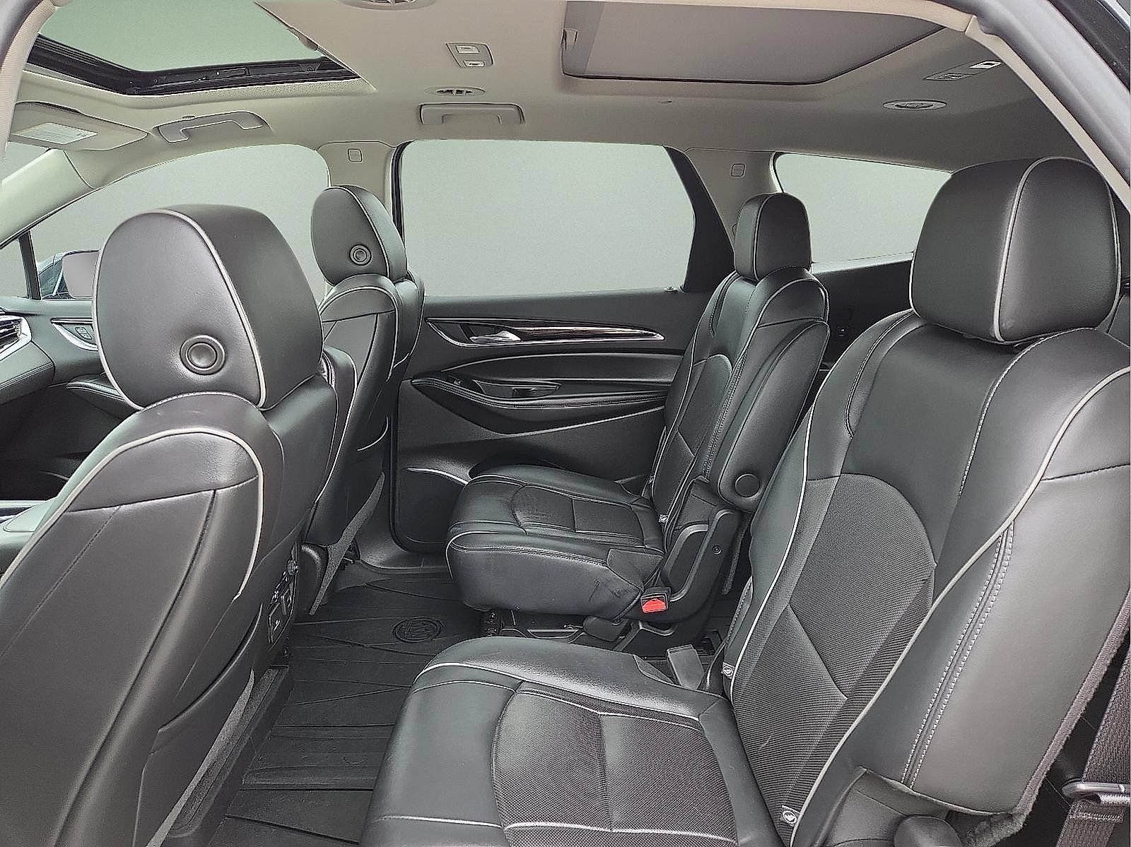 Certified 2019 Buick Enclave Avenir w/ Avenir Technology Package AWD/4WD image 19