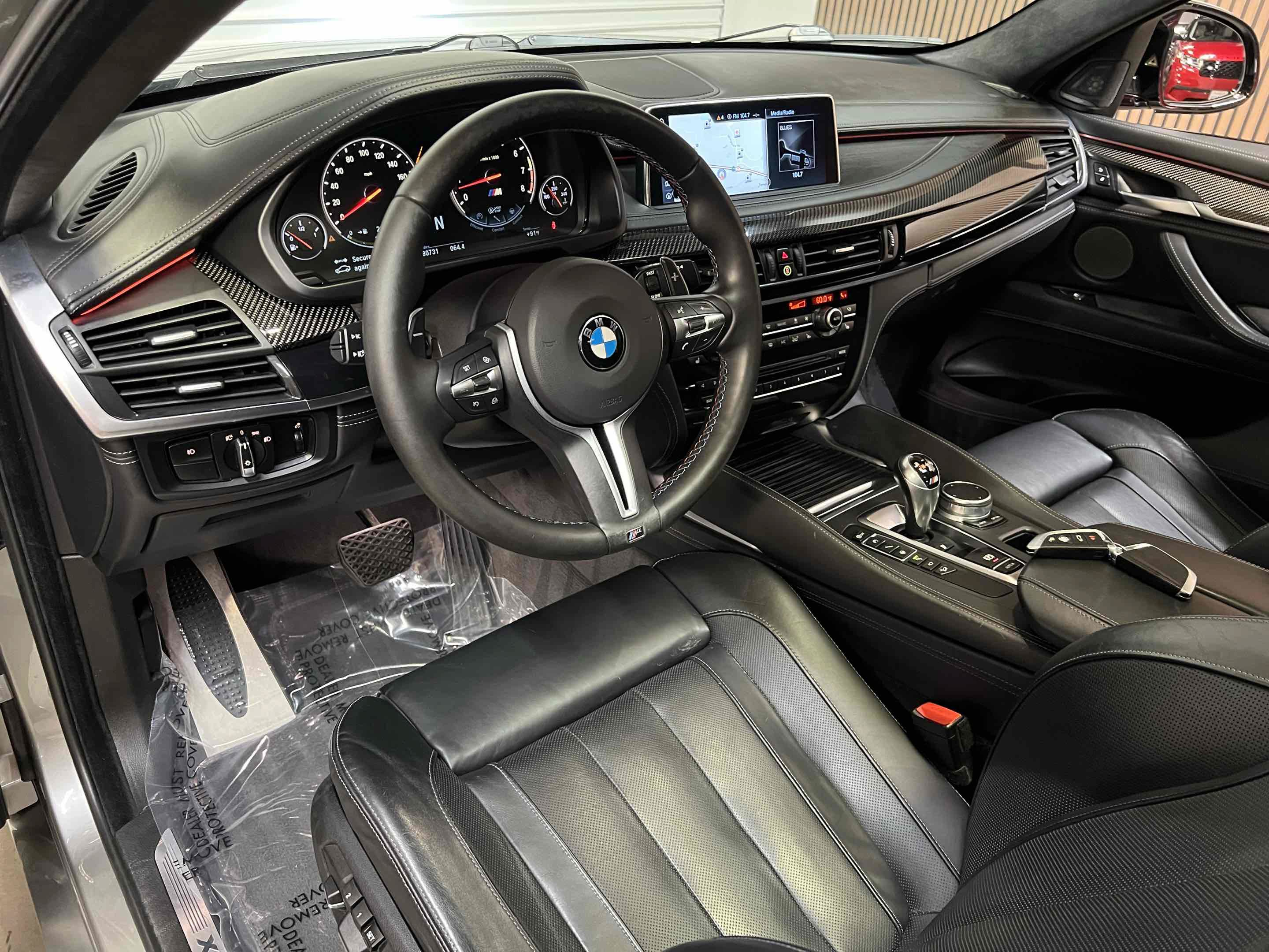 Used 2017 BMW X6 M AWD/4WD image 3