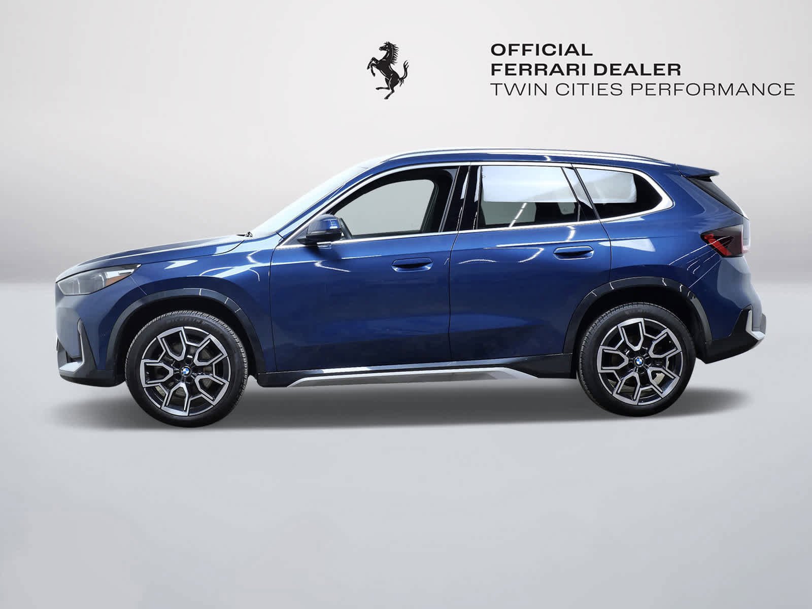 Used 2025 BMW X1 xDrive28i w/ Convenience Package image 2