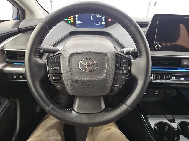 Used 2025 Toyota Prius XLE image 18