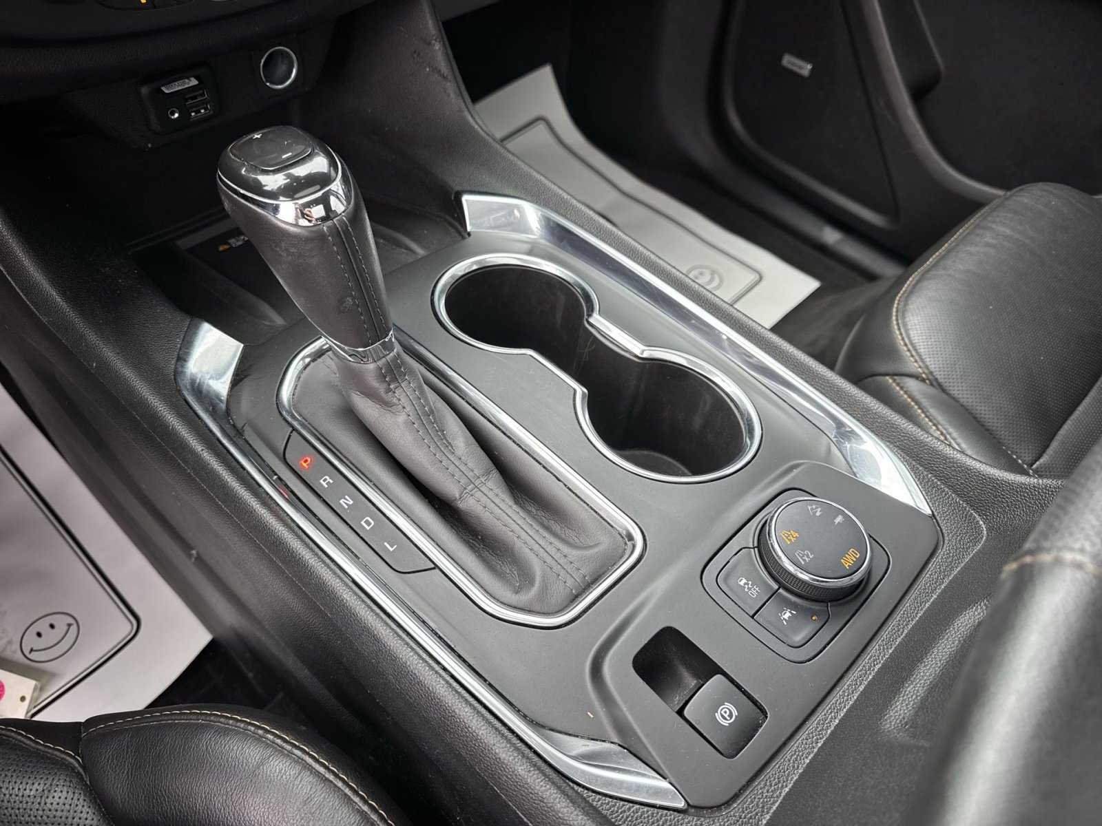 Used 2020 Chevrolet Traverse Premier image 28