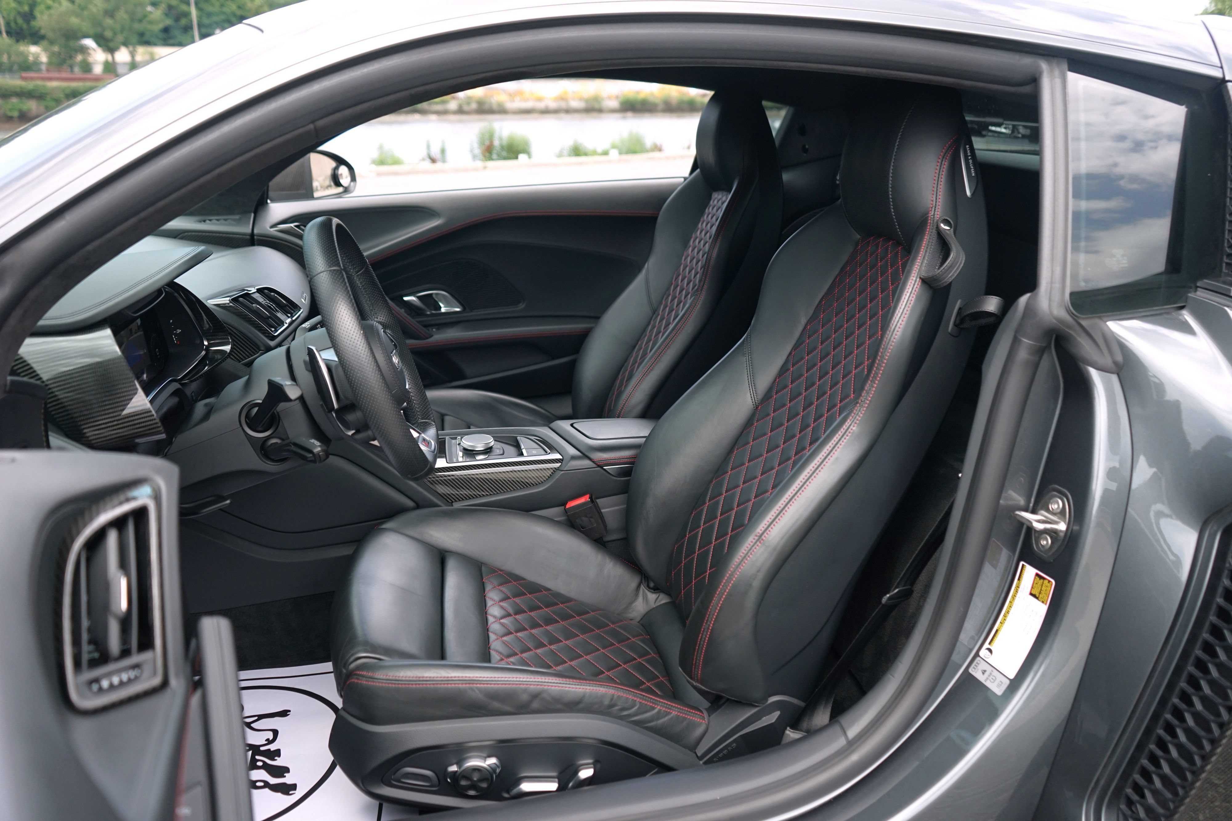 Used 2018 Audi R8 V10 plus AWD/4WD image 17