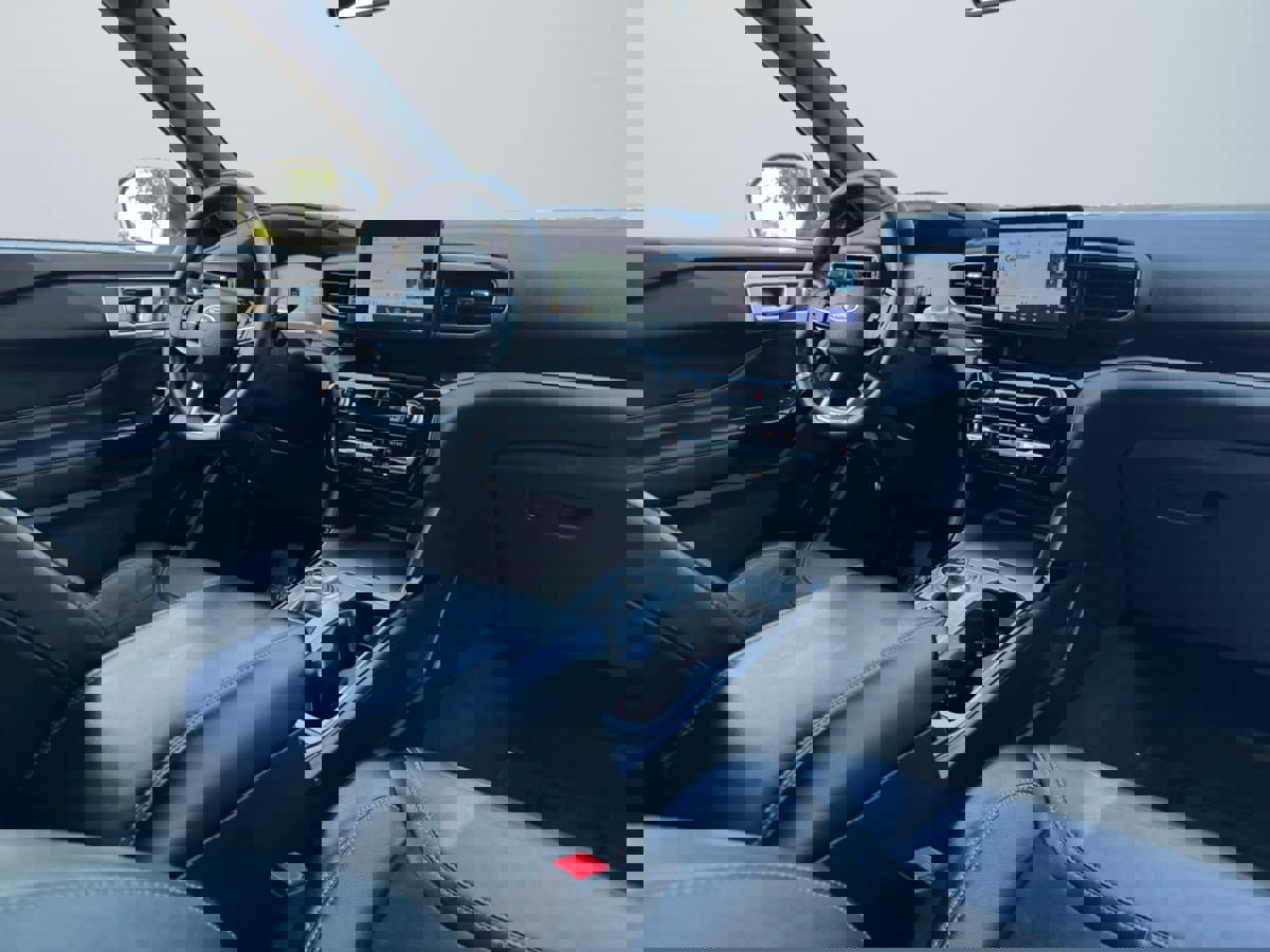 Used 2022 Ford Explorer ST w/ ST Street Pack image 14