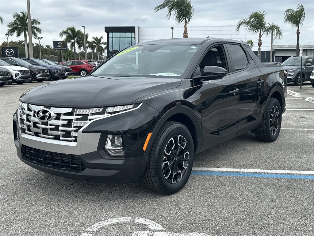 Used 2022 Hyundai Santa Cruz SEL w/ Cargo Package image 2