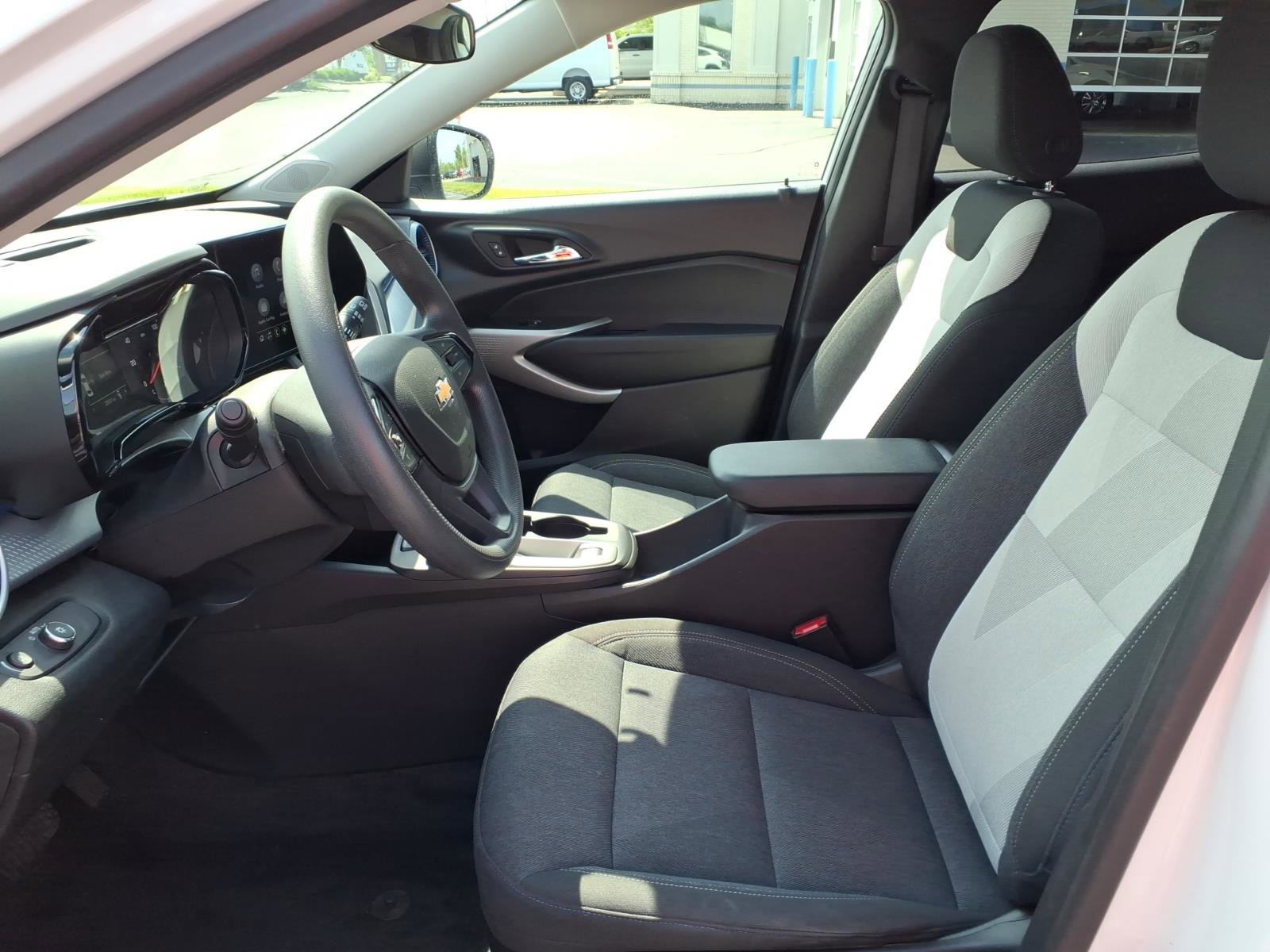 Used 2024 Chevrolet Trax LS FWD image 24