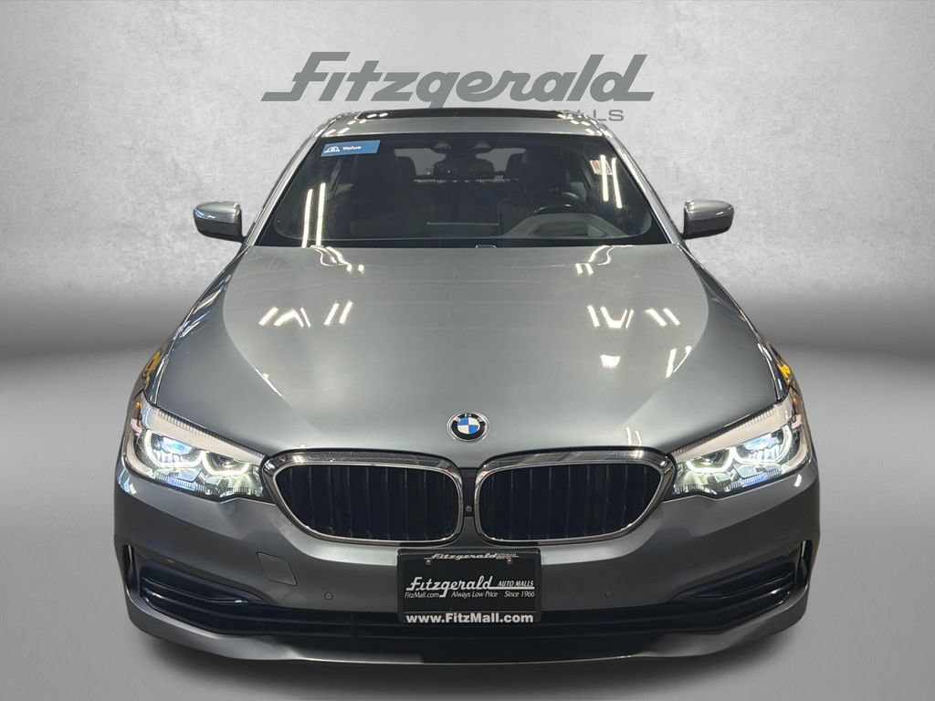 Used 2019 BMW 530e xDrive w/ Premium Package AWD/4WD image 5