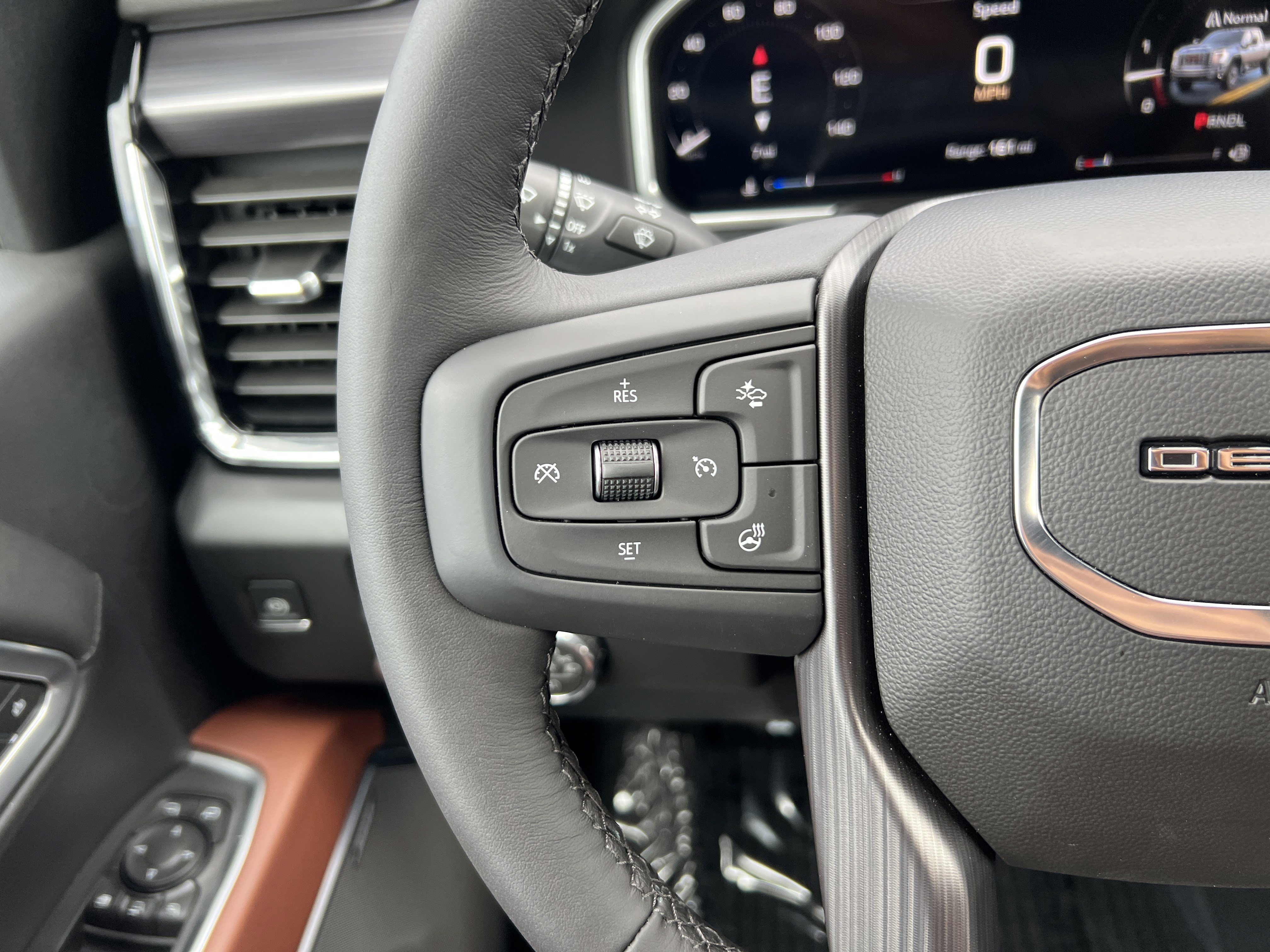 New 2026 GMC Sierra 2500 Denali Ultimate AWD/4WD image 27