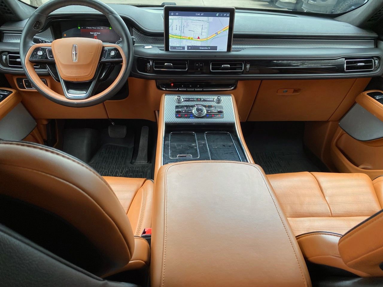 Used 2024 Lincoln Aviator Black Label w/ Dynamic Handling Package image 17