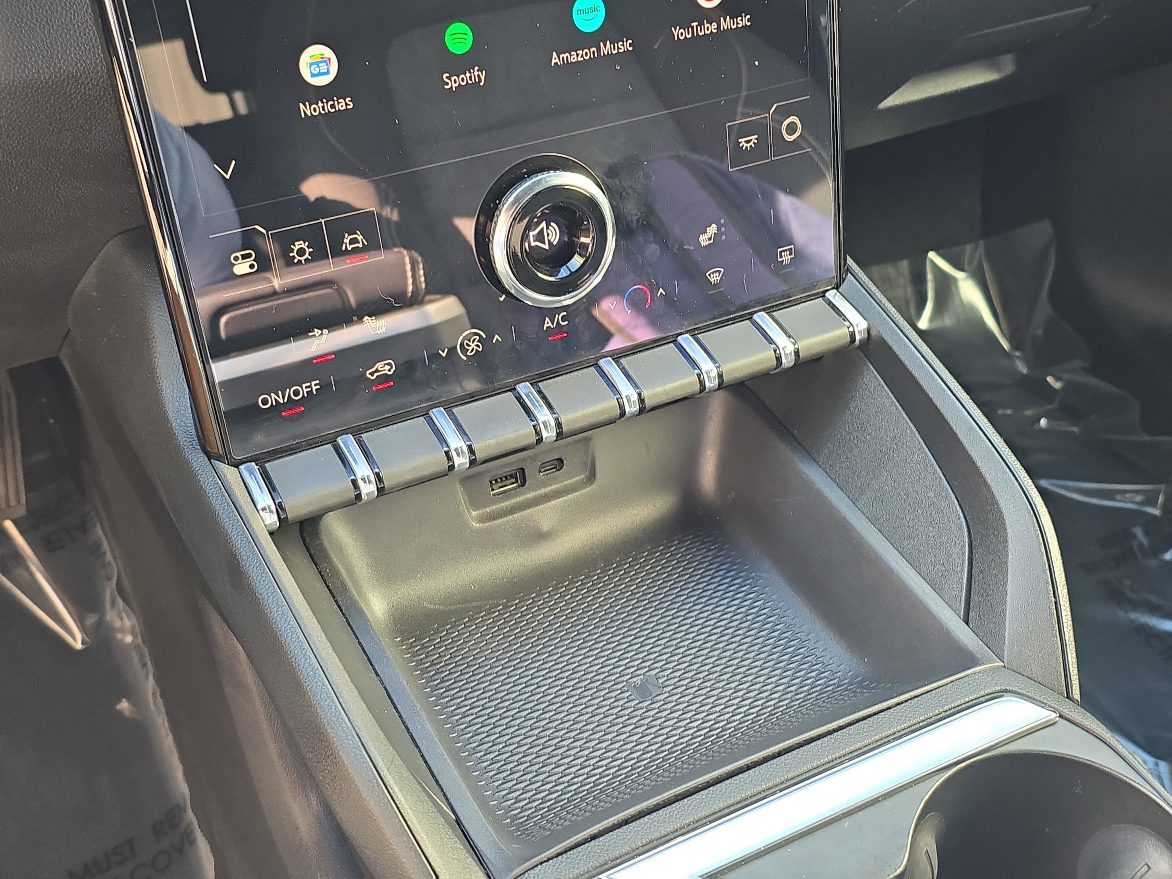 Used 2026 GMC Terrain Elevation image 23