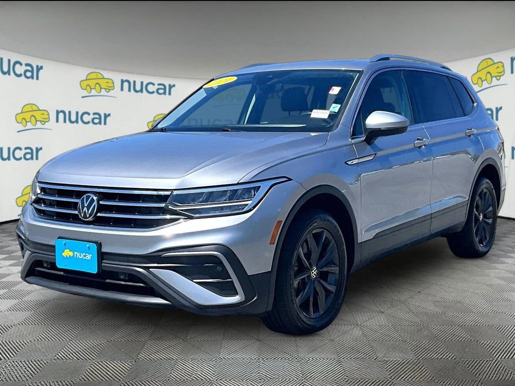 Used 2024 Volkswagen Tiguan SE AWD/4WD image 3