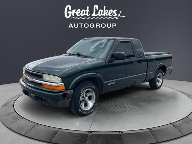 Used 2002 Chevrolet S10 Pickup LS w/ LS Preferred Equipment Group image 1