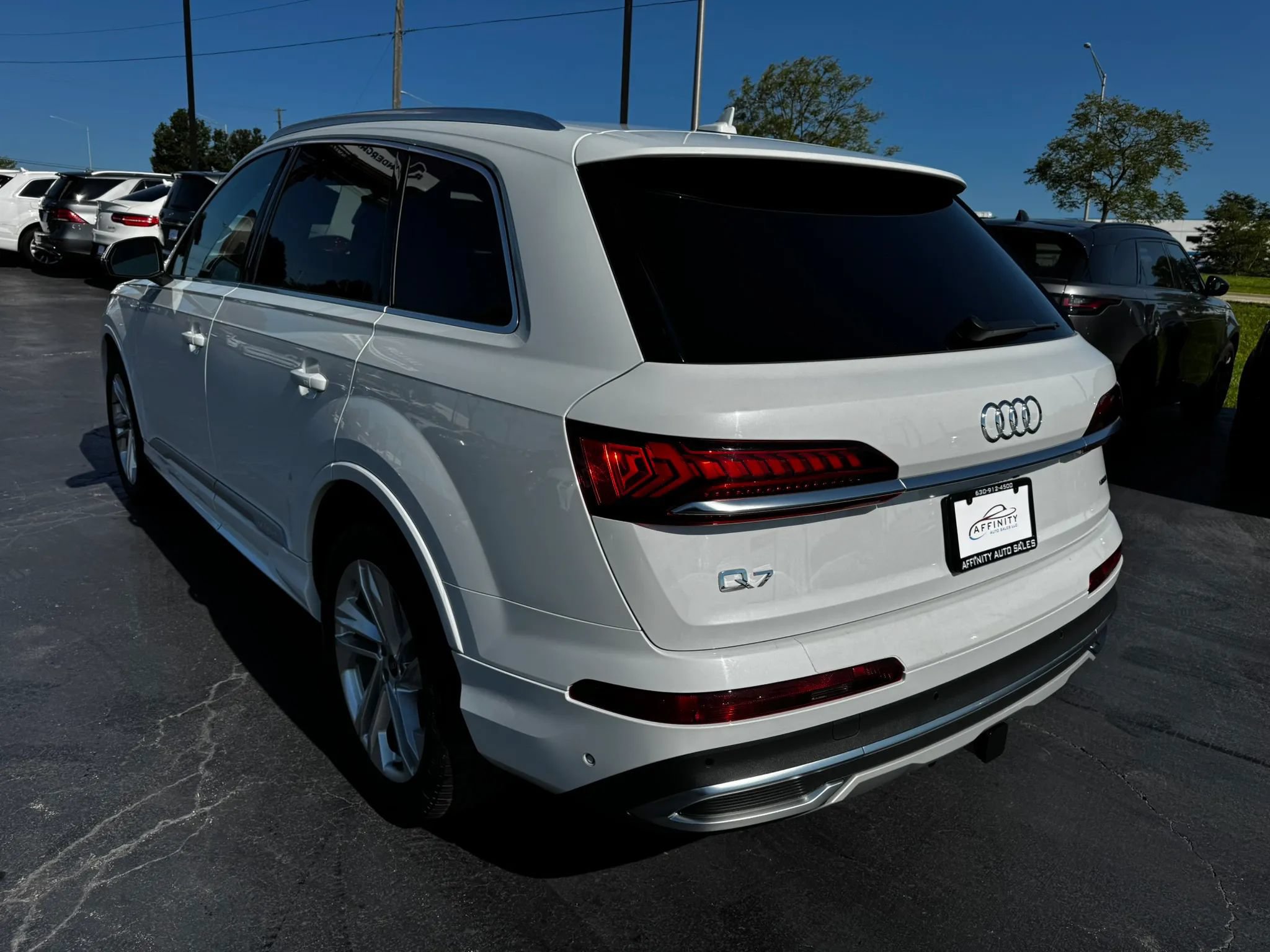 Used 2021 Audi Q7 2.0T Premium Plus w/ Executive Package AWD/4WD image 3