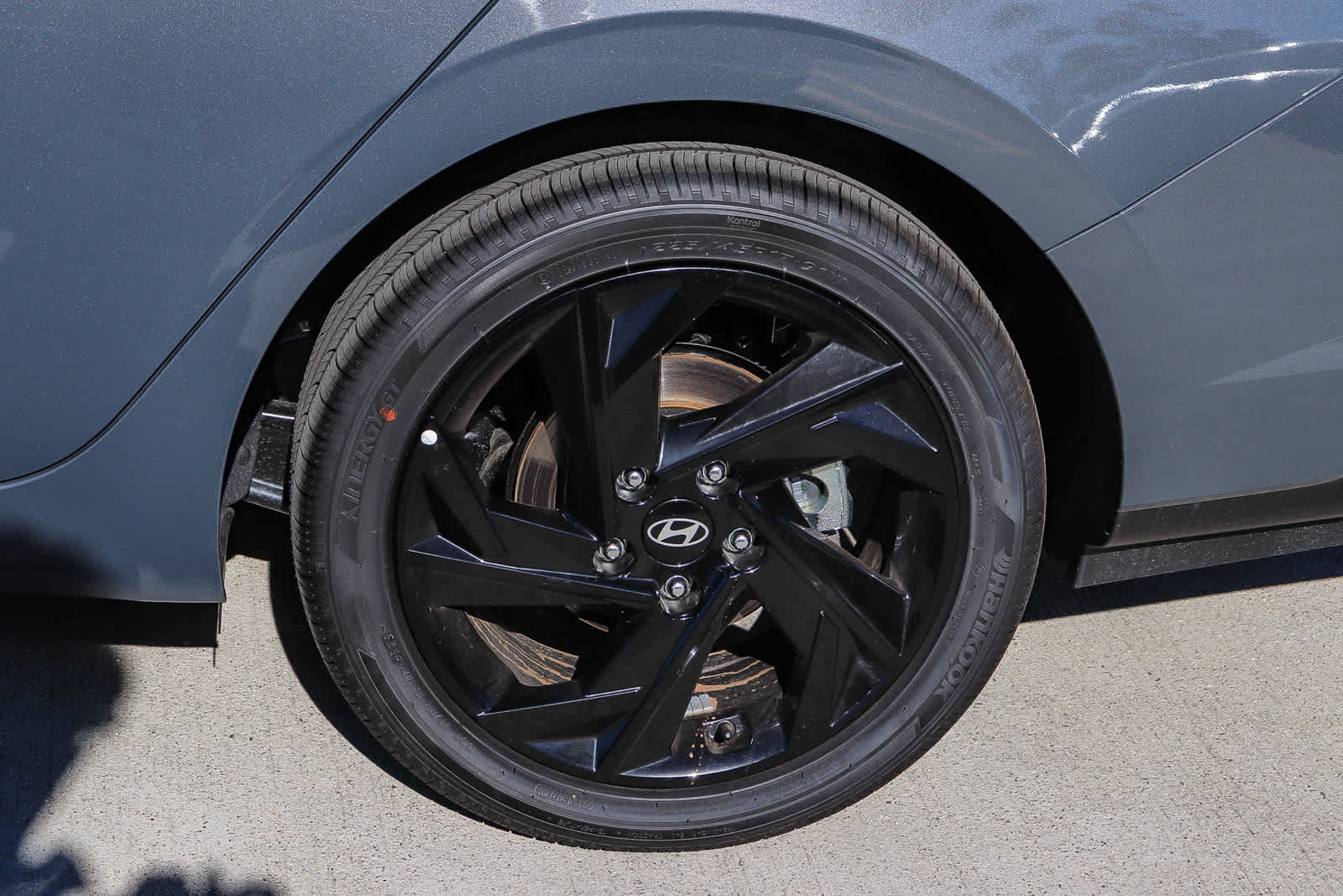 New 2026 Hyundai Elantra SEL FWD image 13