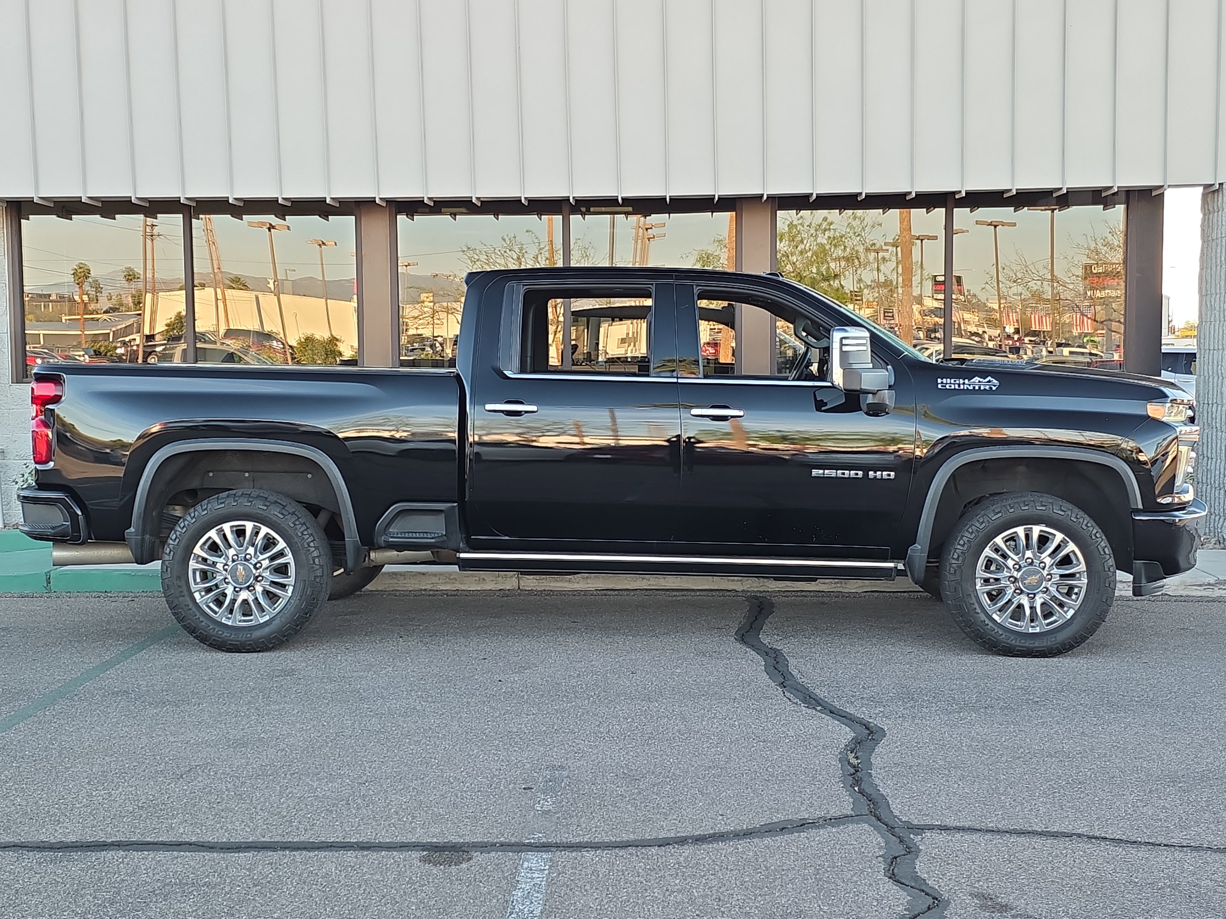 Used 2021 Chevrolet Silverado 2500 High Country w/ Z71 Off-Road Package image 12