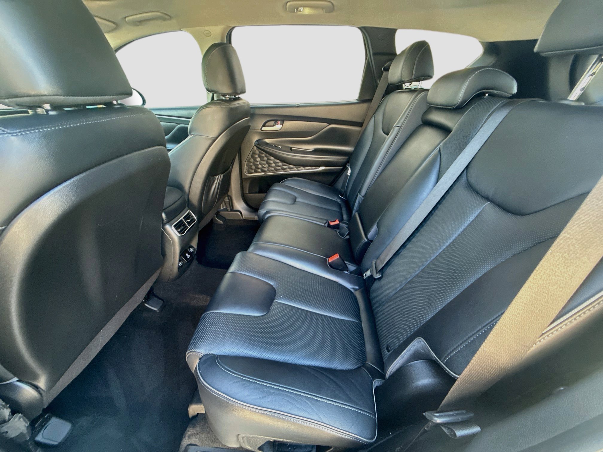 Used 2023 Hyundai Santa Fe Limited w/ Cargo Package FWD image 21