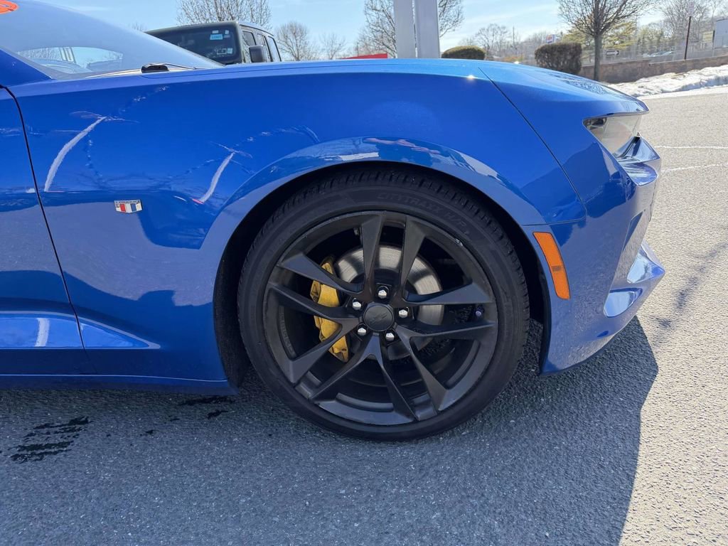 Used 2018 Chevrolet Camaro LS image 11