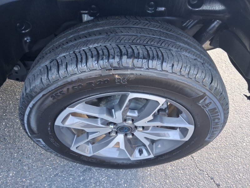 Used 2024 Jeep Wrangler Unlimited AWD/4WD image 19
