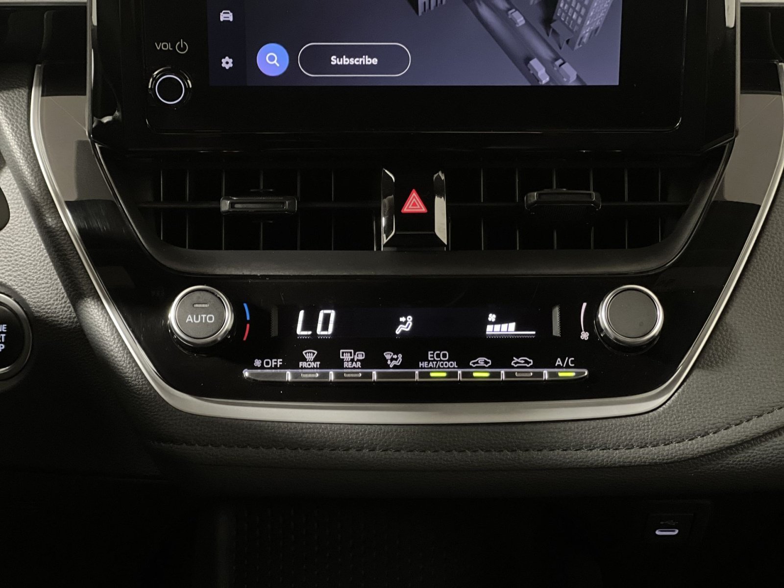 Used 2024 Toyota Corolla SE FWD image 20