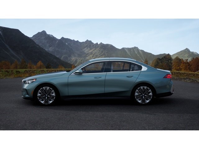 New 2027 BMW 530i xDrive w/ Premium Package AWD/4WD image 4