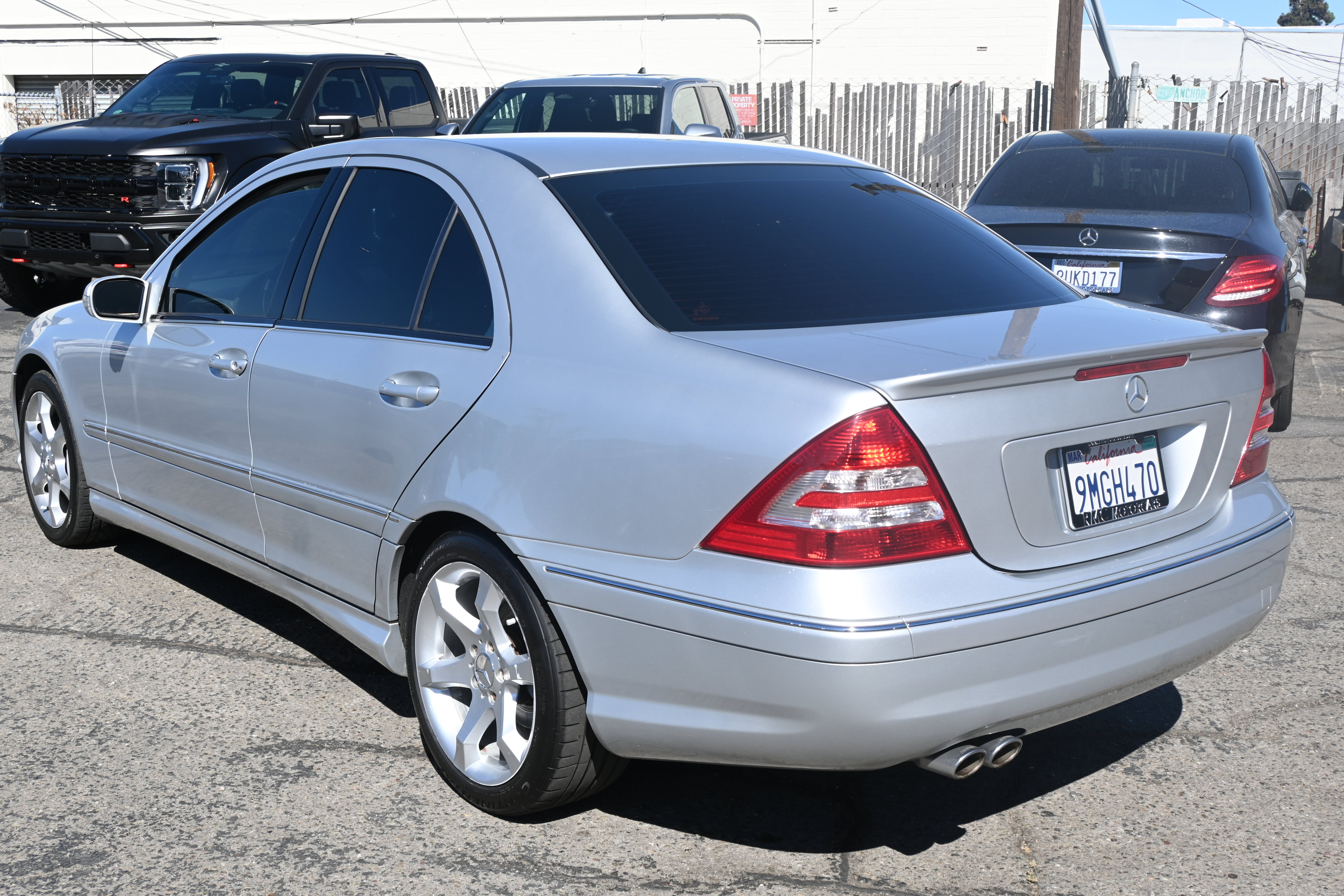 Used 2007 Mercedes-Benz C 230 Sedan image 32