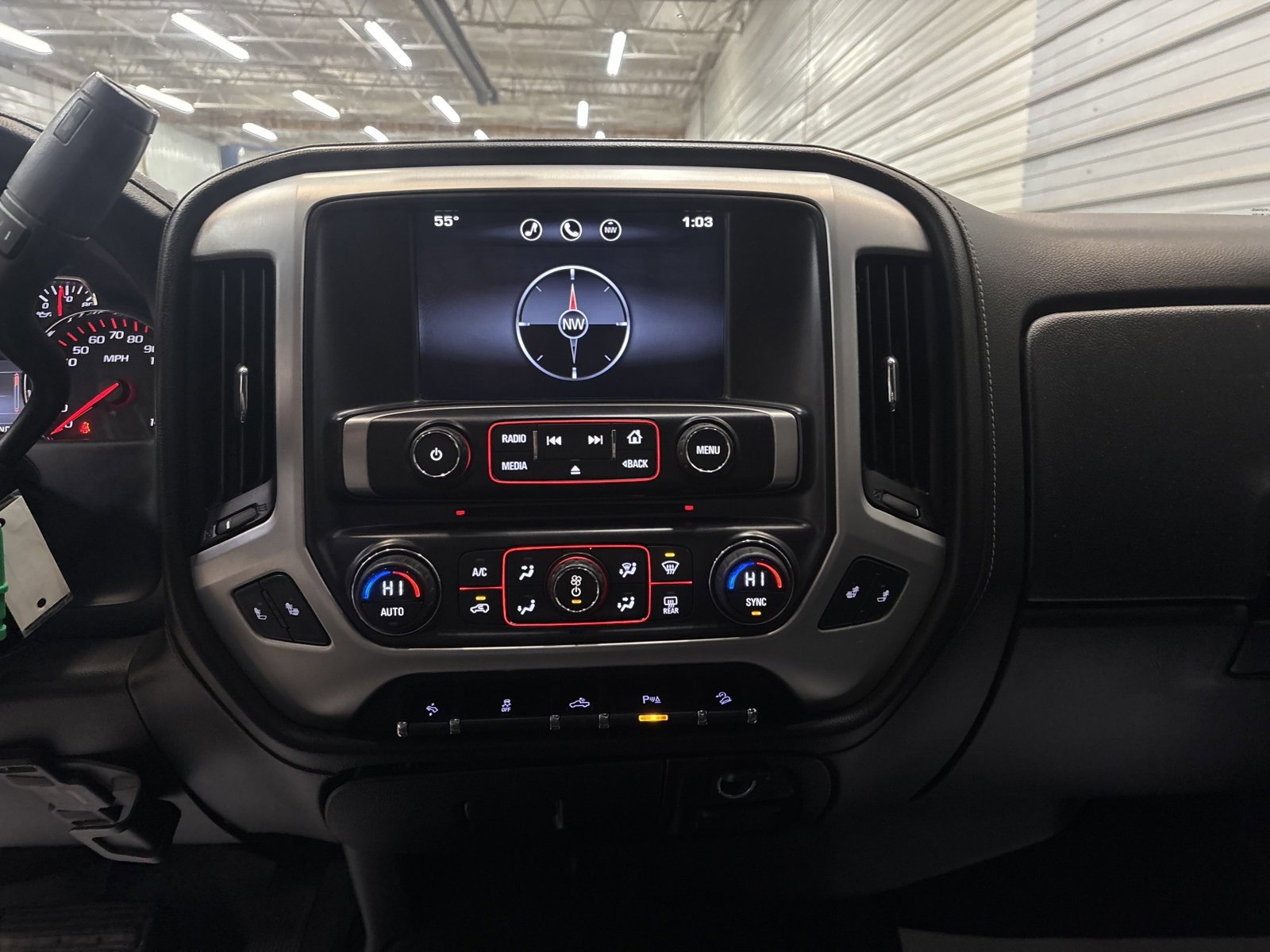 Used 2015 GMC Sierra 1500 SLE w/ Carbon-22 Edition image 18