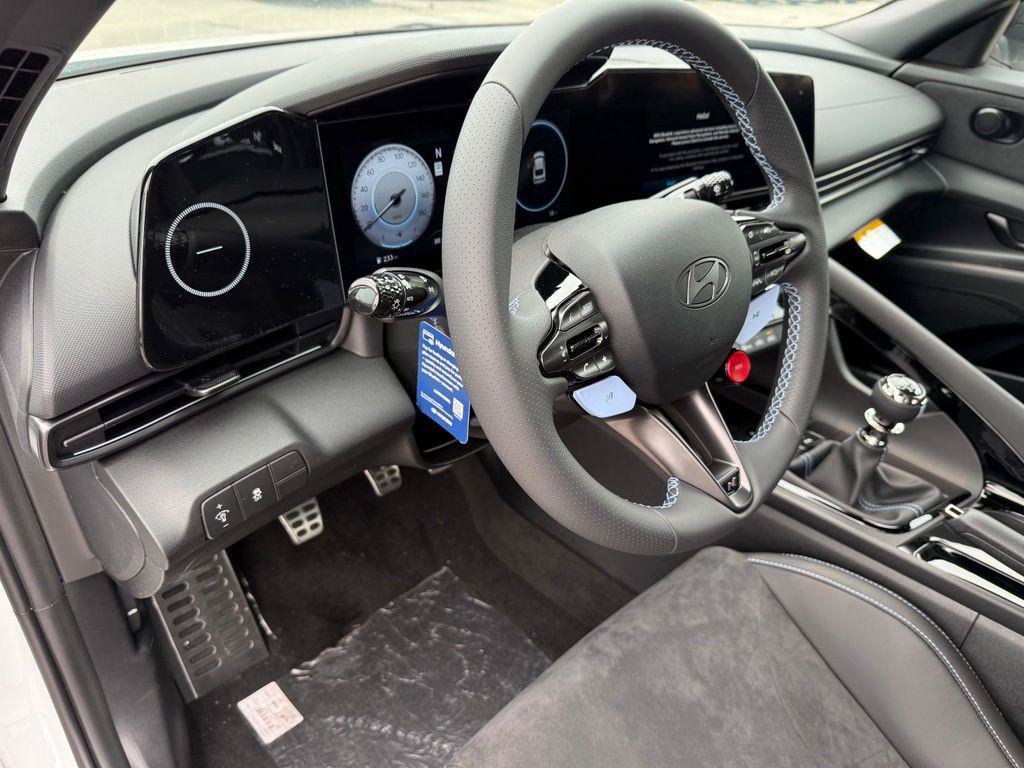 New 2026 Hyundai Elantra N FWD image 18