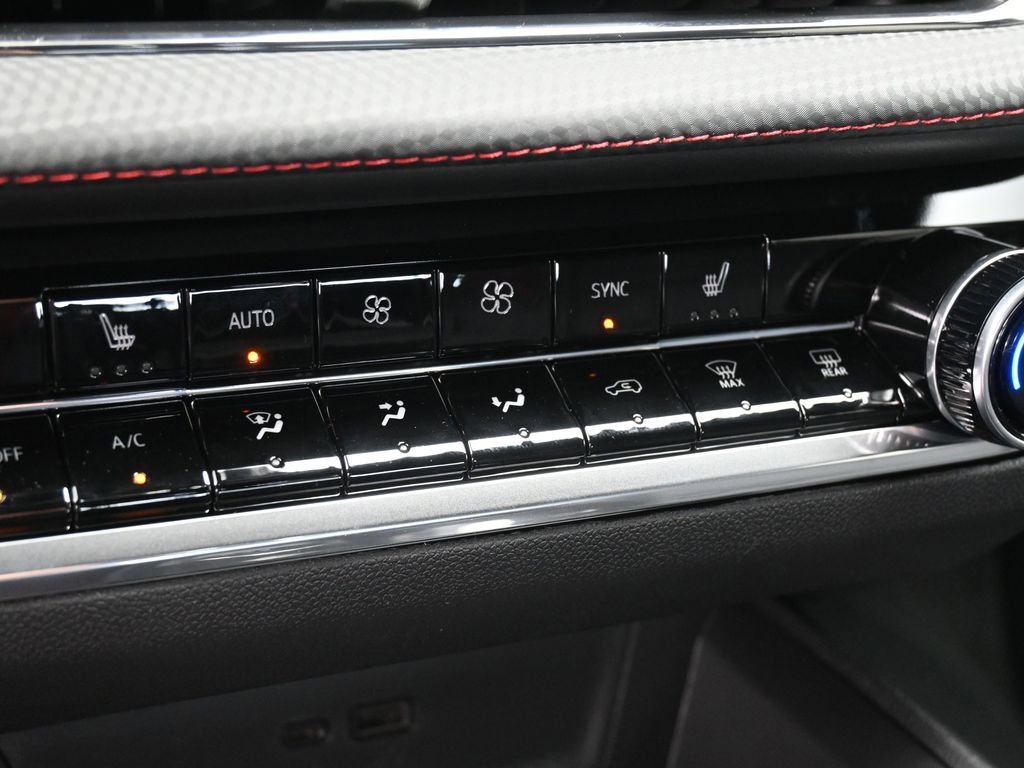 New 2026 Chevrolet Equinox RS image 23