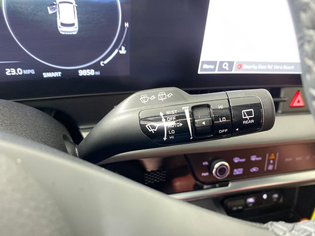 Certified 2025 Kia Sportage SX image 17