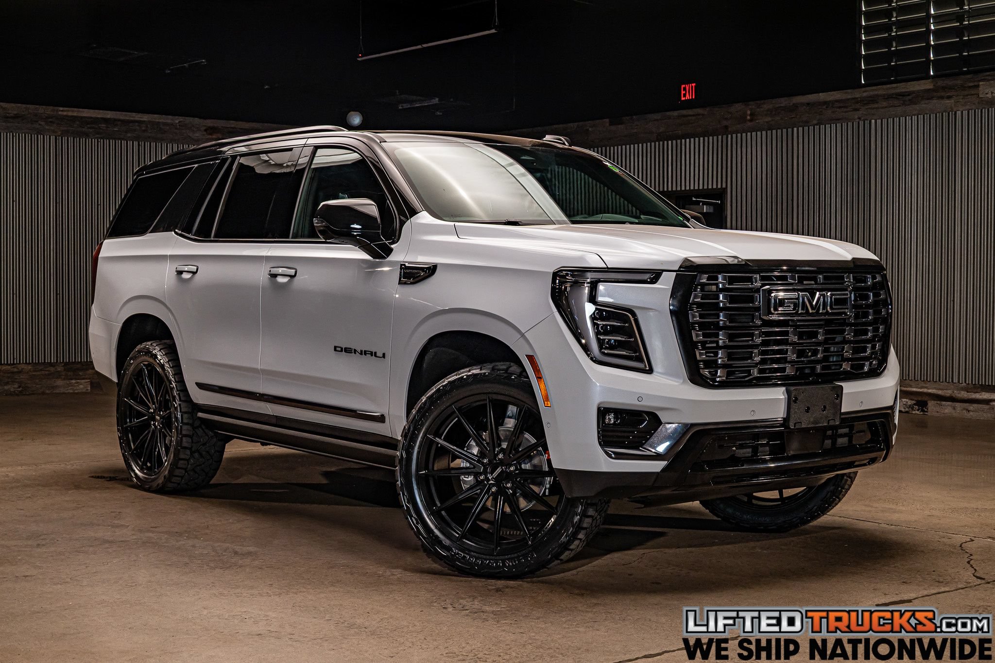 Used 2026 GMC Yukon Denali Ultimate AWD/4WD image 1