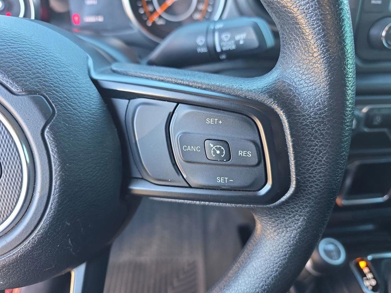 Used 2021 Jeep Gladiator Sport image 22