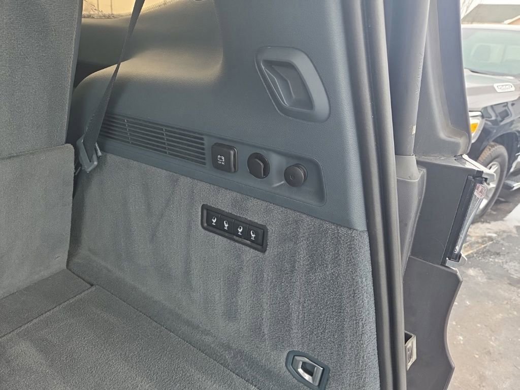 Used 2022 Jeep Grand Wagoneer Series III w/ Rear Seat Video Group 1 image 47