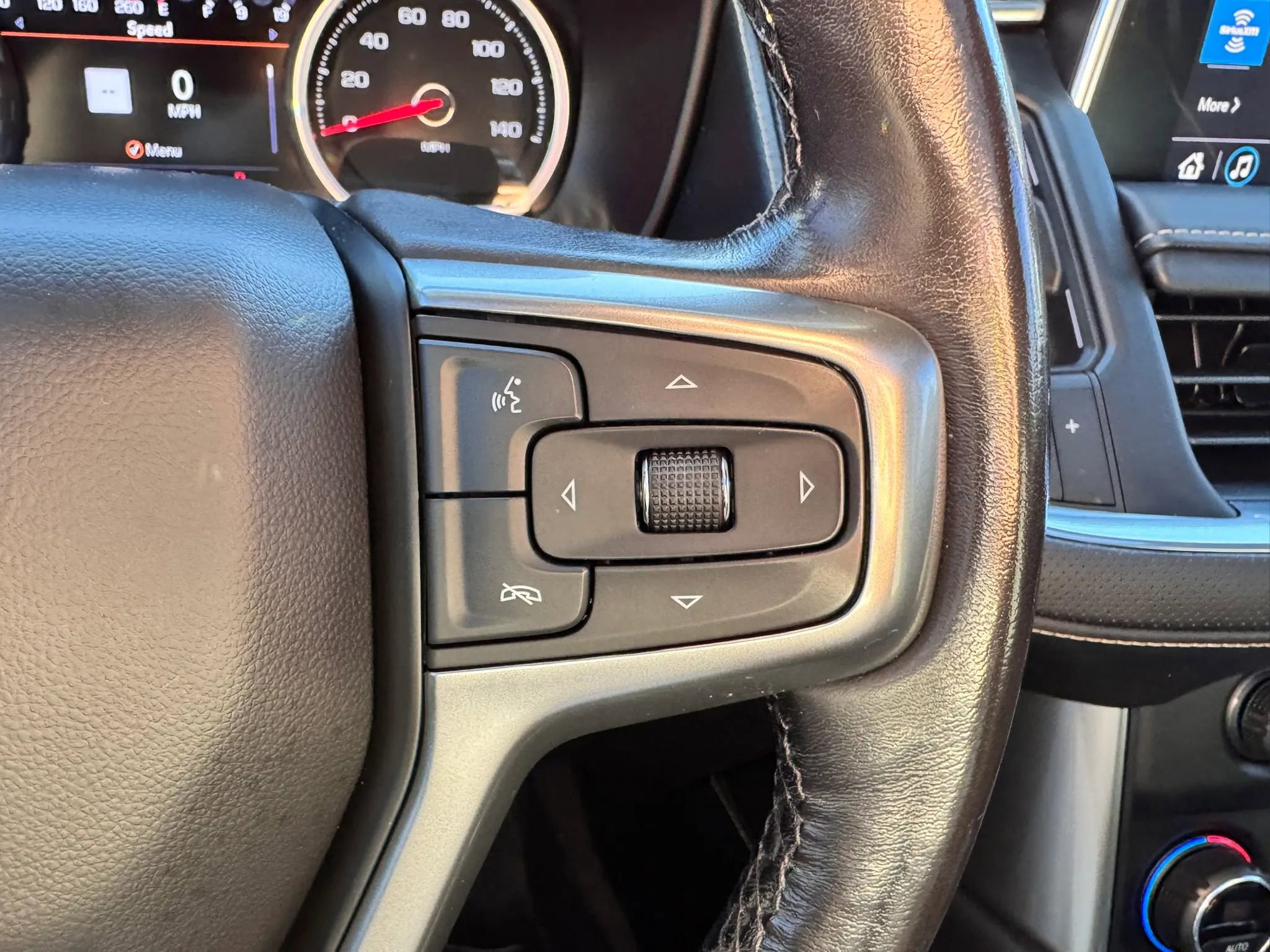 Used 2021 Chevrolet Suburban Premier w/ Premium Package image 16