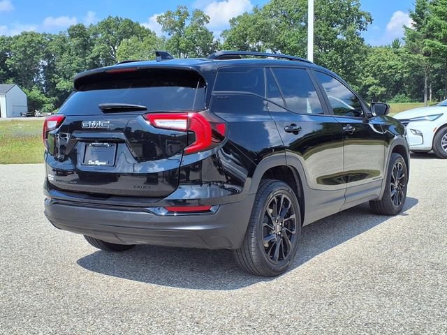 Used 2023 GMC Terrain SLE w/ Driver Convenience Package image 12