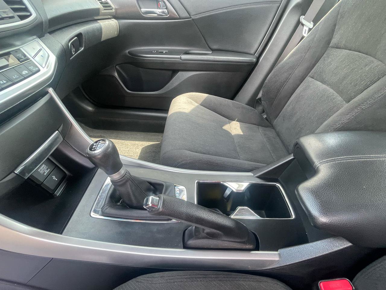 Used 2013 Honda Accord EX image 14