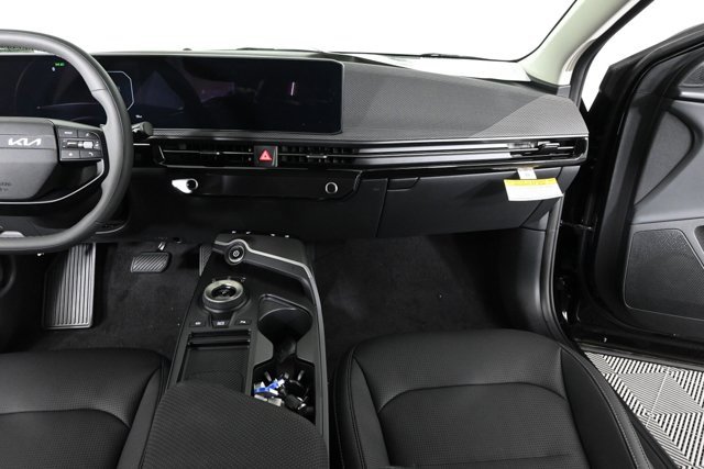 New 2025 Kia EV6 Wind image 20