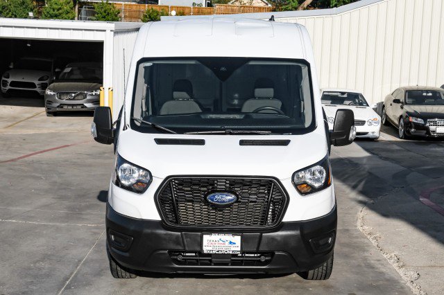 Used 2023 Ford Transit 150 Medium Roof image 3