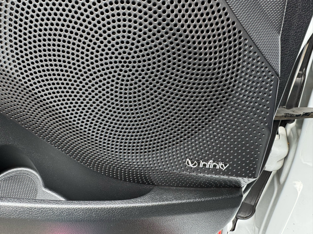 Used 2019 Hyundai Veloster N N w/ Performance Package image 17