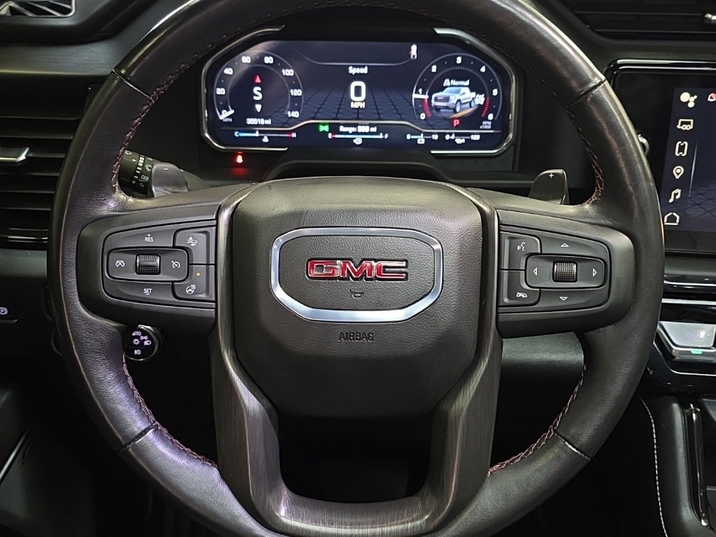 Used 2024 GMC Sierra 1500 AT4X image 18