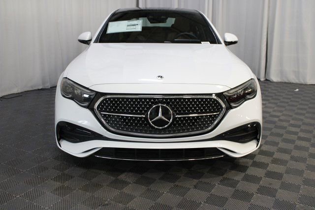 New 2026 Mercedes-Benz E 350 4MATIC Sedan image 2