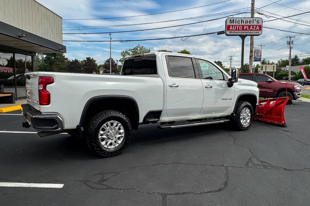 Used 2020 Chevrolet Silverado 2500 LTZ w/ LTZ Convenience Package AWD/4WD image 4