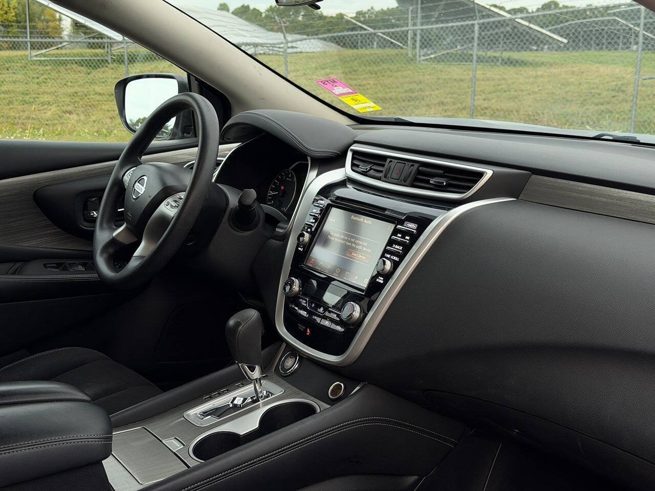 Used 2016 Nissan Murano S w/ Navigation Package AWD/4WD image 11