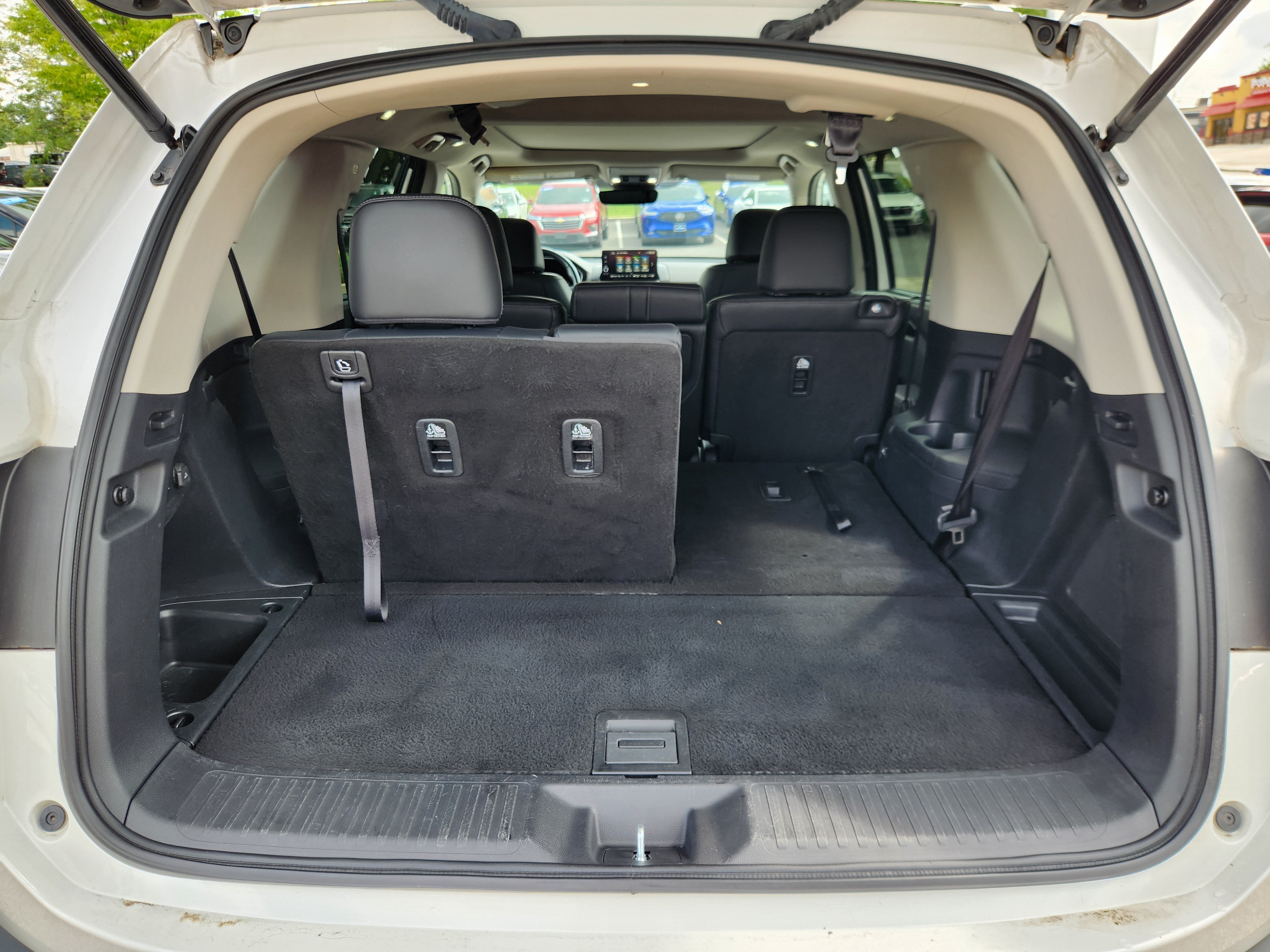Certified 2023 Honda Pilot Touring image 21