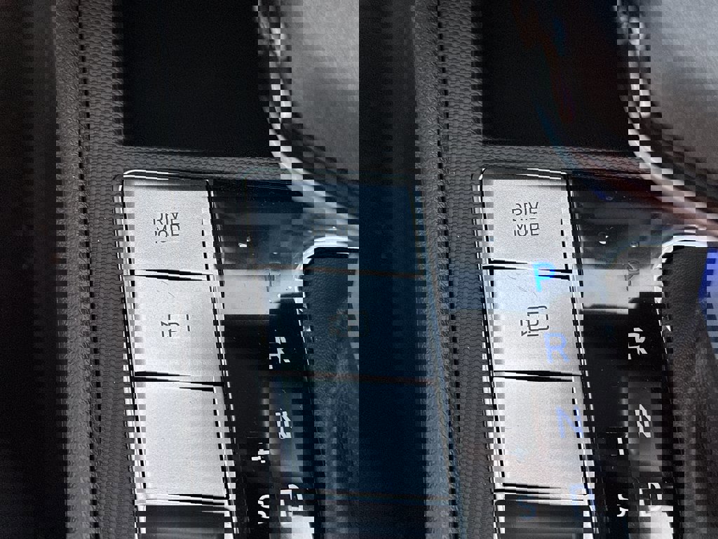 New 2025 Hyundai Elantra Blue image 21