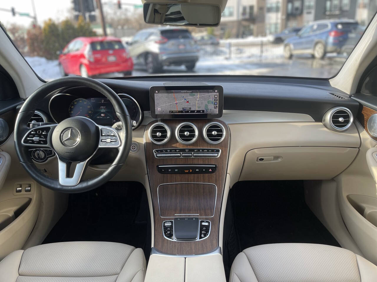 Used 2020 Mercedes-Benz GLC 350e 4MATIC w/ Parking Assistance Package image 27