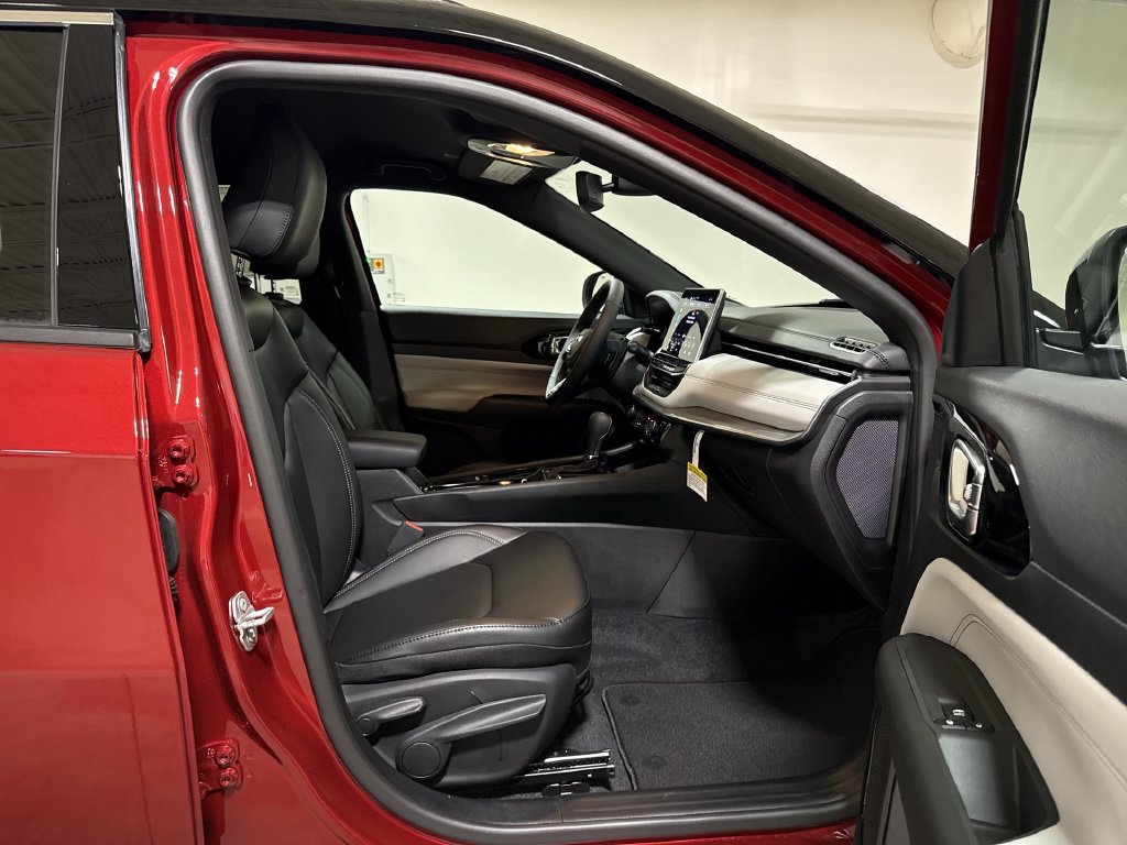 New 2026 Jeep Compass Limited AWD/4WD image 21