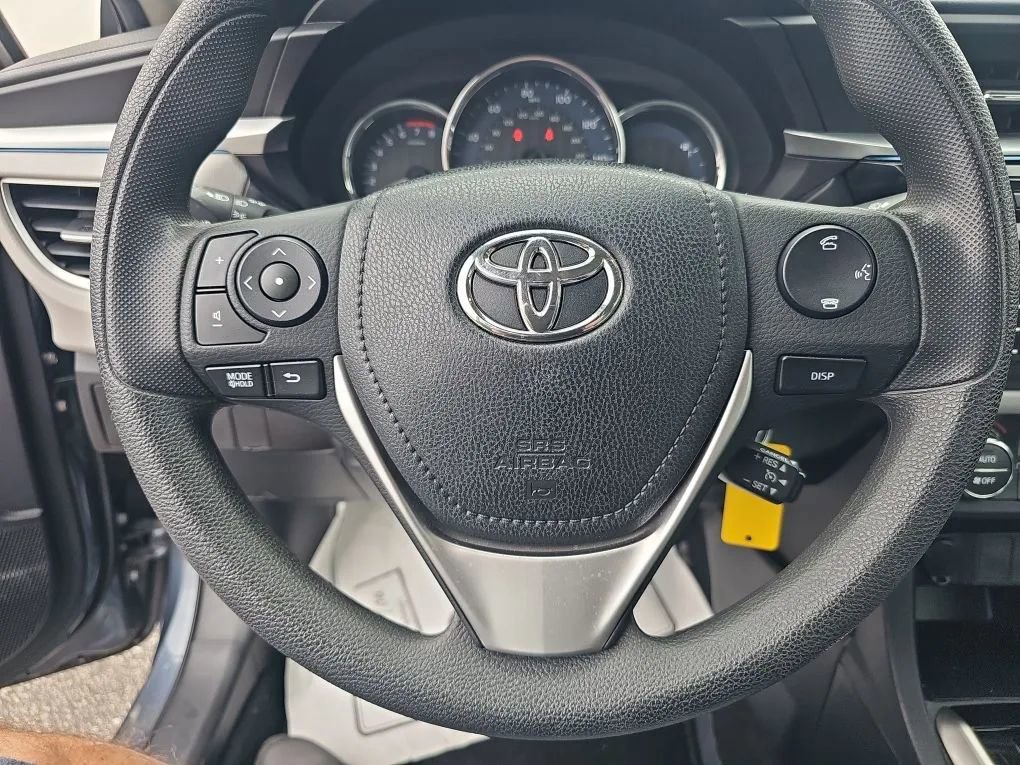 Used 2014 Toyota Corolla LE FWD image 13