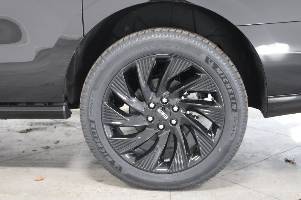 New 2026 Lincoln Navigator L Reserve w/ Jet Appearance Package AWD/4WD image 20