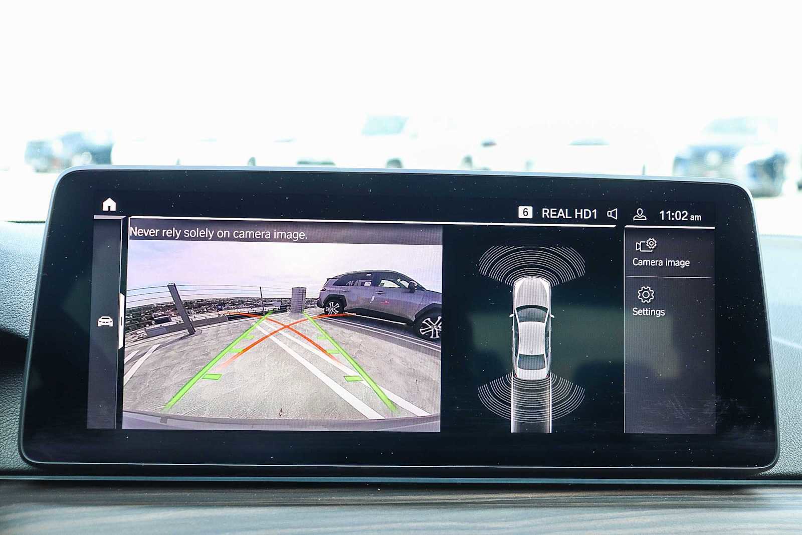 Used 2022 BMW 530e w/ M Sport Package image 35