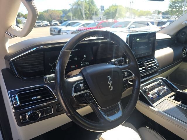 Used 2021 Lincoln Navigator Black Label AWD/4WD image 9